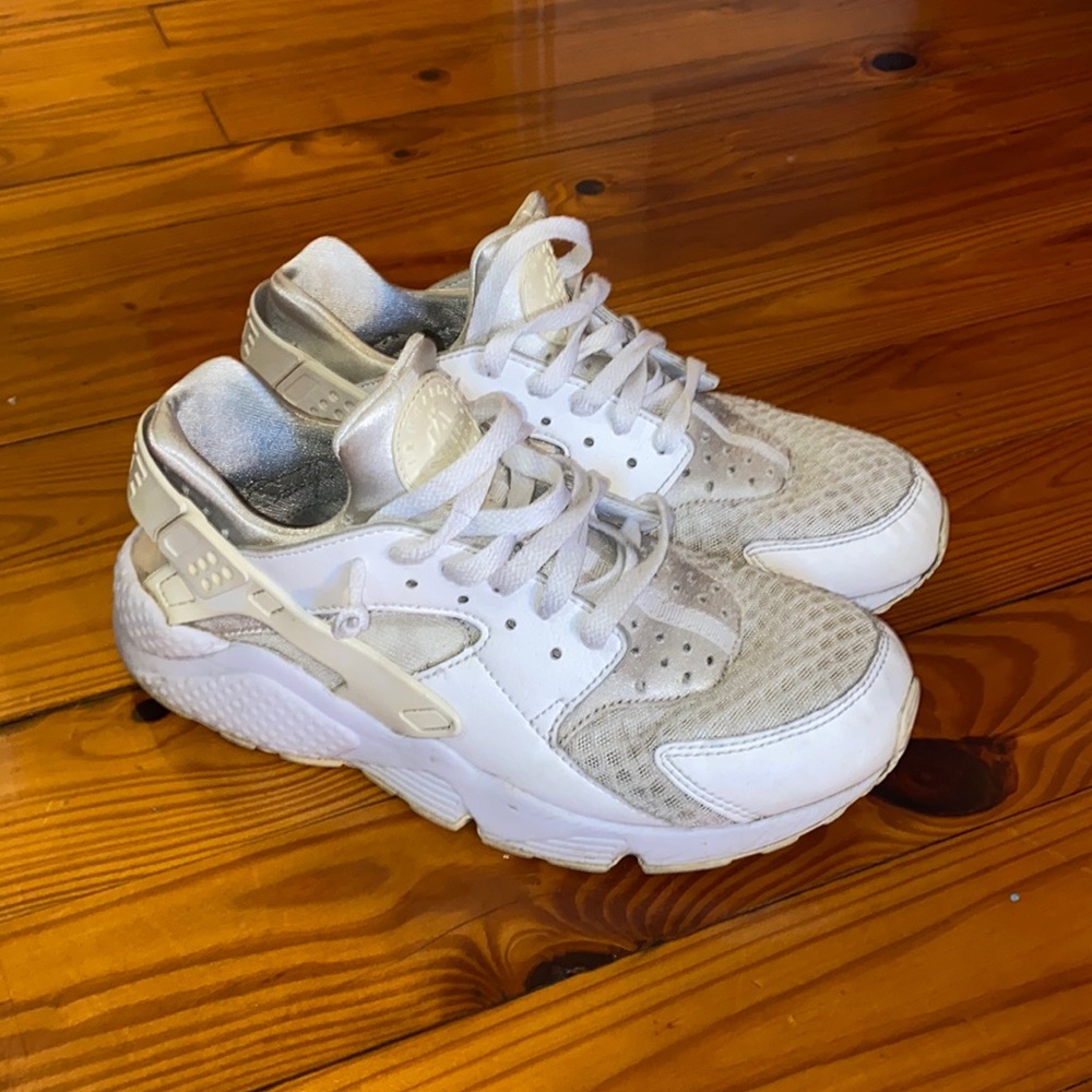 Nike Air Huarache Shoes !